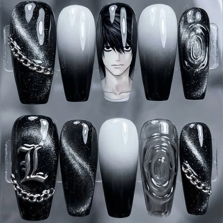 Monochrome Shadow Chains