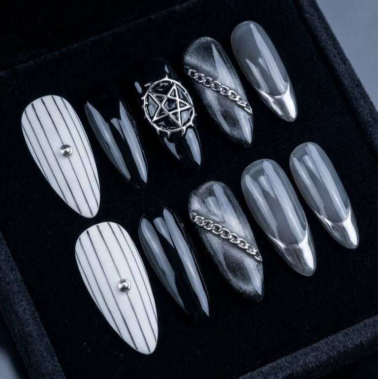 Obsidian Chains